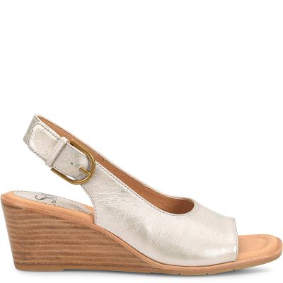 Gabriella shown in Champagne (Metallic)